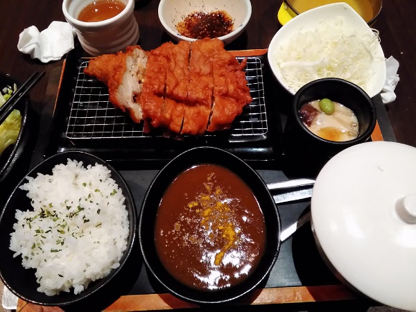 香酥雞肉咖哩套餐