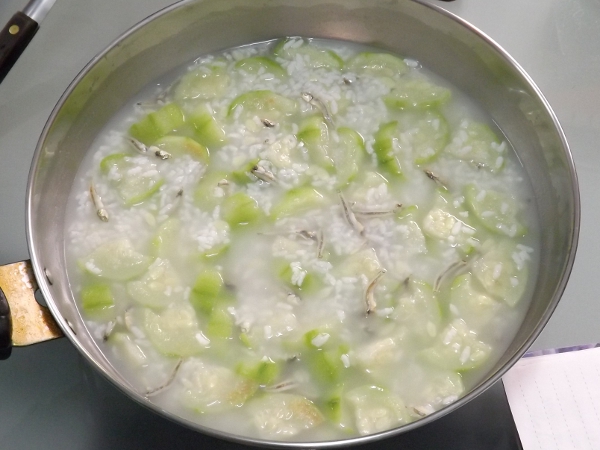 絲瓜小魚粥(稀飯)