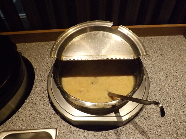 自助取用味噌湯